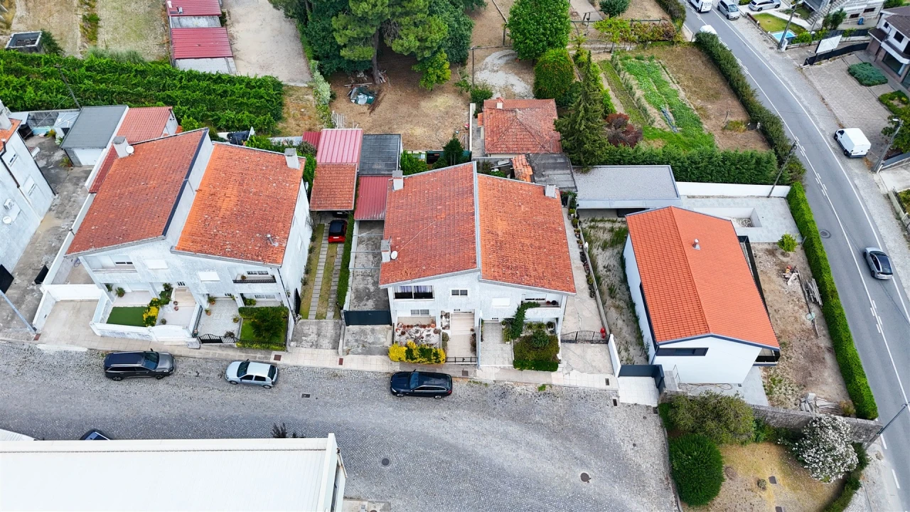 Moradia T3 para Venda em Silvares, Pias, Nogueira e Alvarenga Foto 2