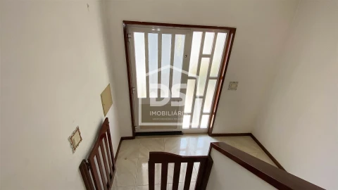 Moradia T3 para Venda em Silvares, Pias, Nogueira e Alvarenga