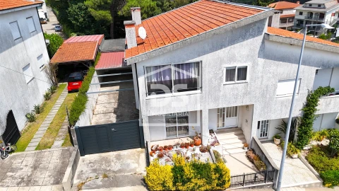 Moradia T3 para Venda em Silvares, Pias, Nogueira e Alvarenga