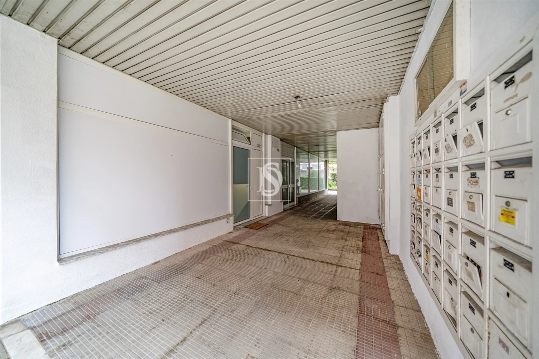 Apartamento T1 para Venda em Fermentões Foto 6