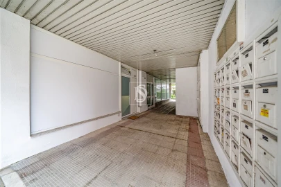 Apartamento T1 para Venda em Fermentões