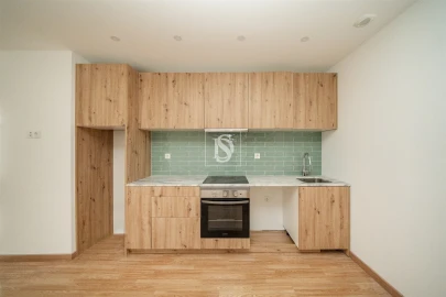 Apartamento T1 para Venda em Fermentões