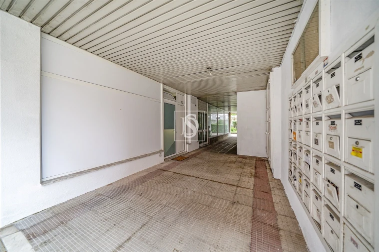 Apartamento T1 para Venda em Fermentões Foto 6