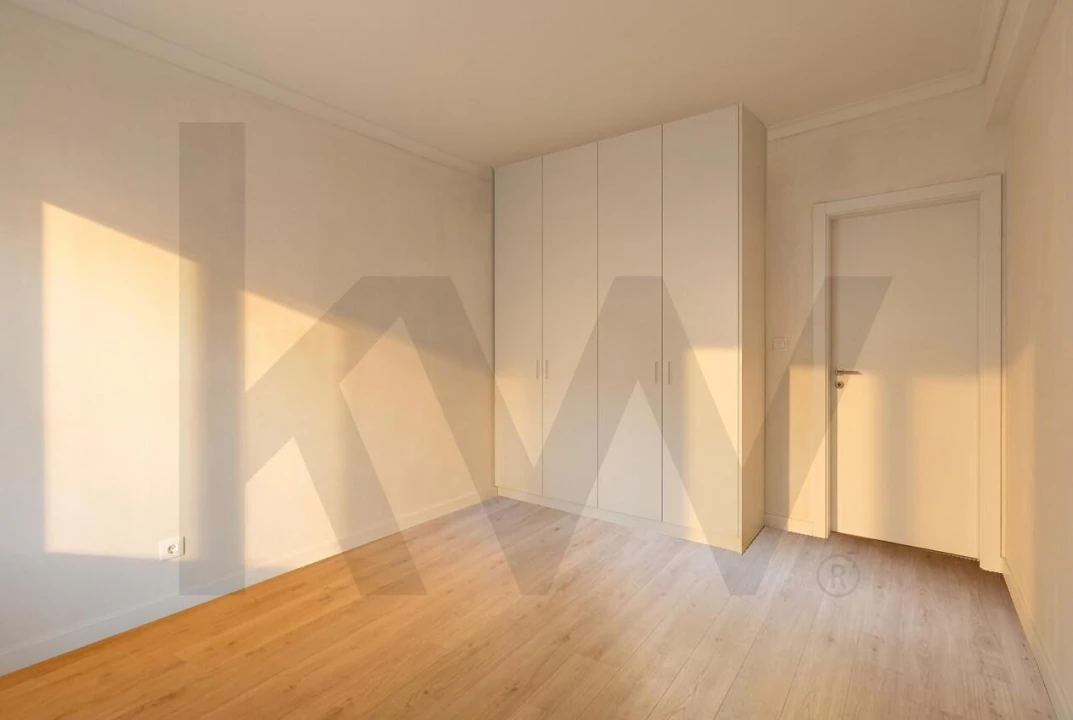 Apartamento T2 para Venda em Massamá e Monte Abraão Foto 5