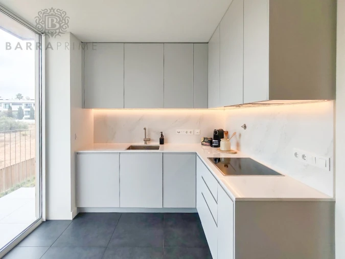 Apartamento T1 para Venda em Quarteira Foto 3