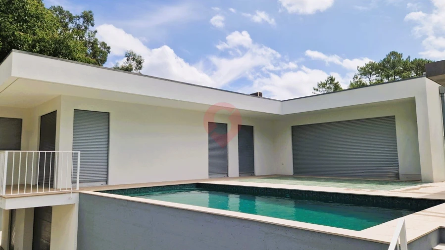 Moradia T4 para Venda em Troporiz e Lapela Foto 6
