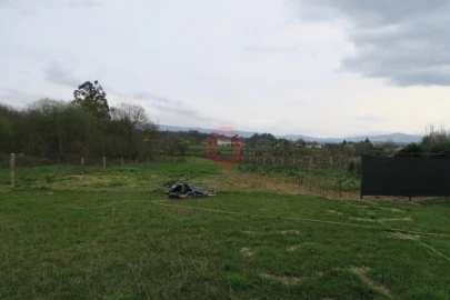 Terreno para Venda em Valença, Cristelo Covo e Arão