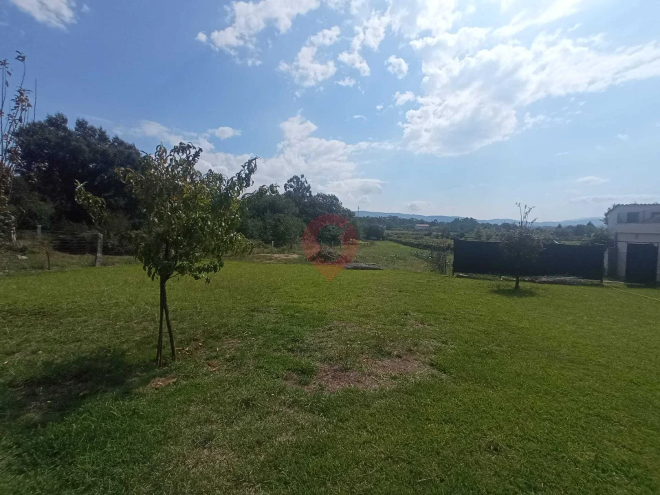 Terreno para Venda em Valença, Cristelo Covo e Arão Foto 2
