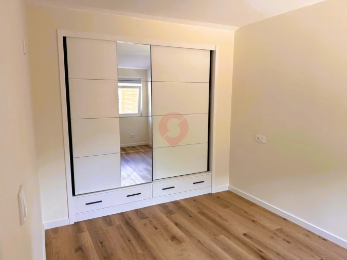 Moradia T1 para Venda em Longos Vales Foto 6