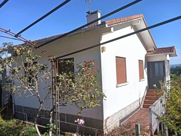 Moradia T2 para Venda em Chaviães e Paços