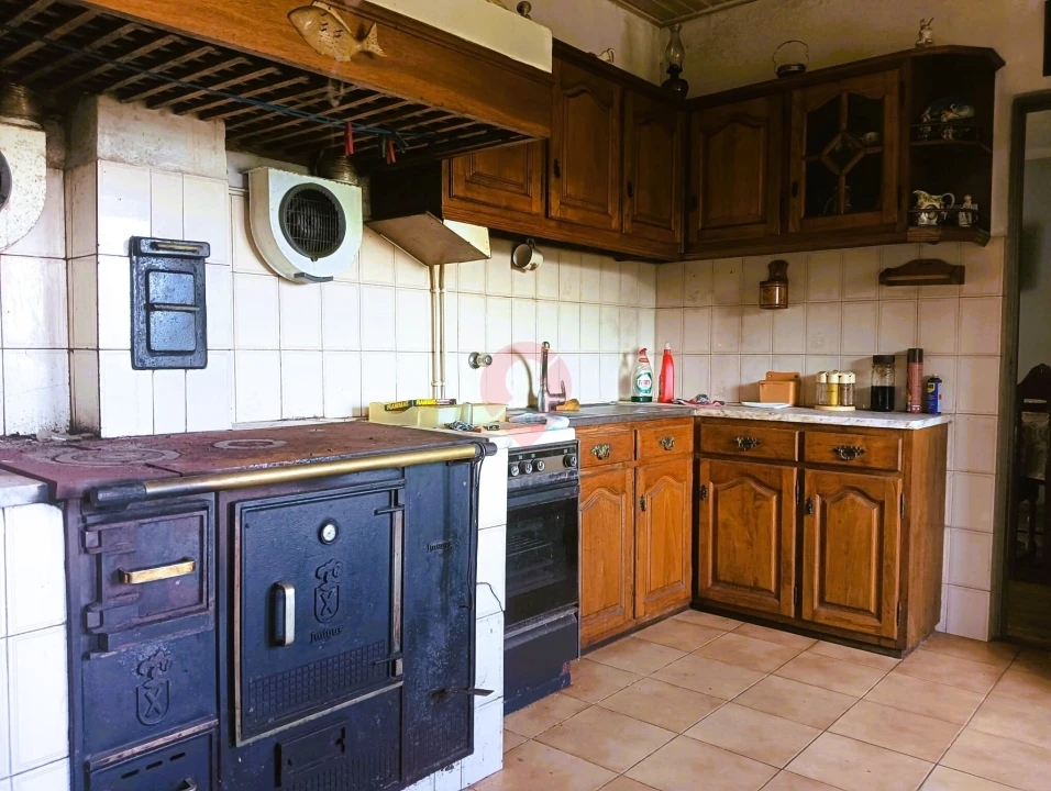 Moradia T2 para Venda em Chaviães e Paços Foto 9