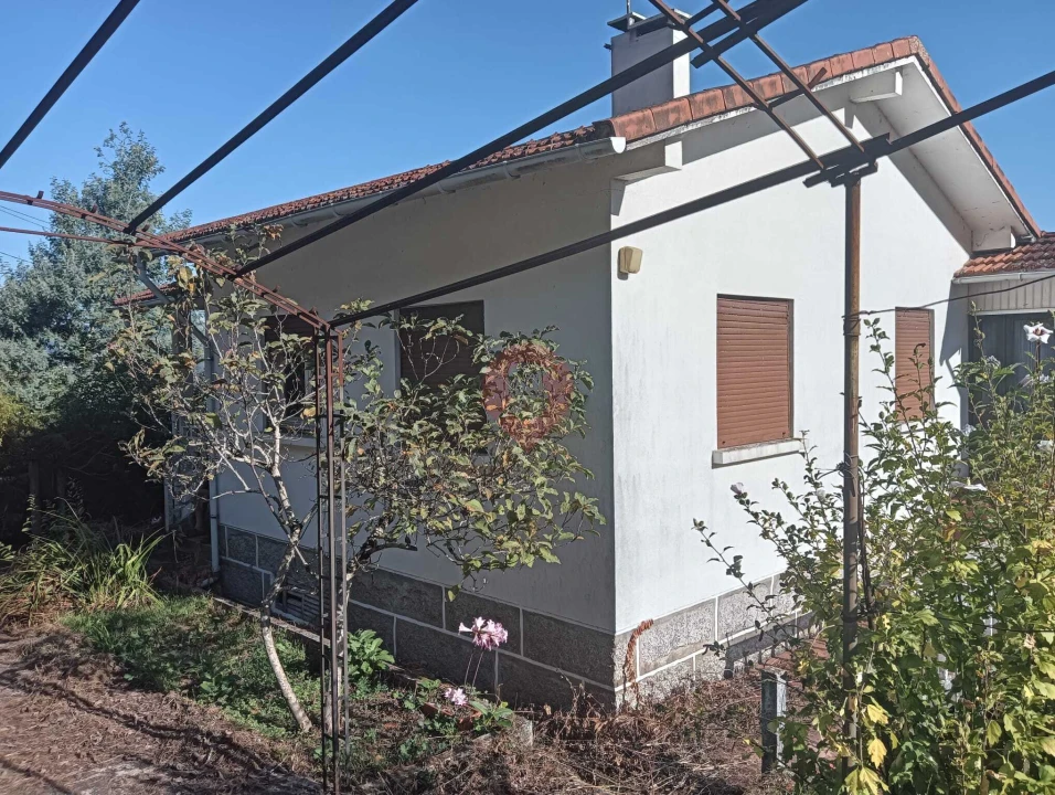 Moradia T2 para Venda em Chaviães e Paços Foto 16