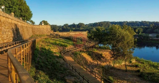 Loja para Venda em Monção e Troviscoso