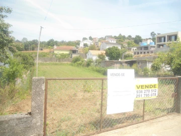 Terreno para Venda em Gondarem
