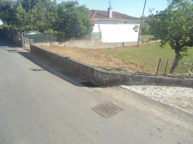 Terreno para Venda em Gondarem Foto 8