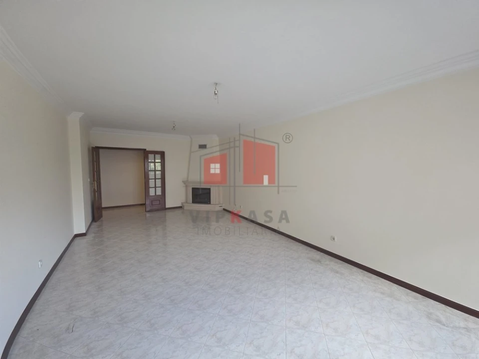 Apartamento T2 para Venda em Algueirão-Mem Martins Foto 6