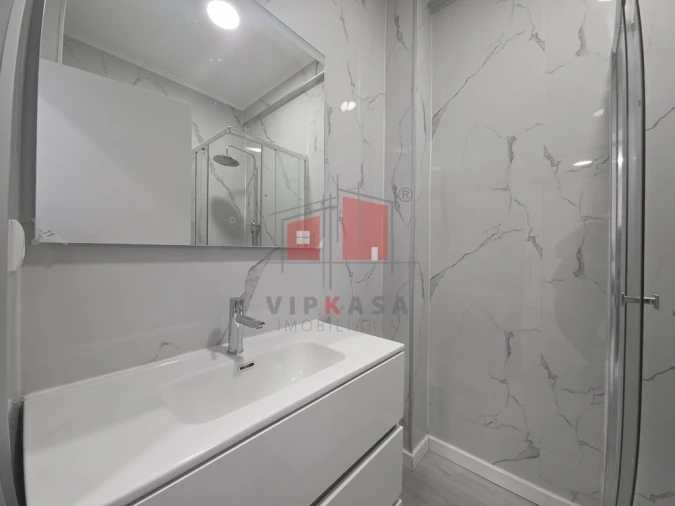 Apartamento T1 para Venda em Venteira Foto 4