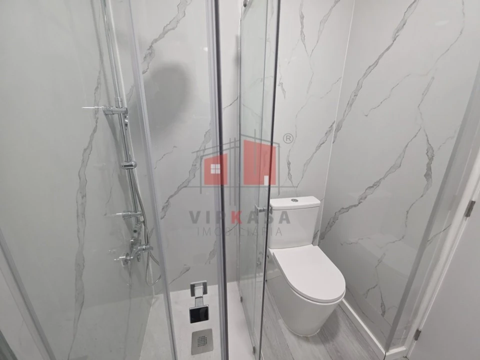 Apartamento T1 para Venda em Venteira Foto 5