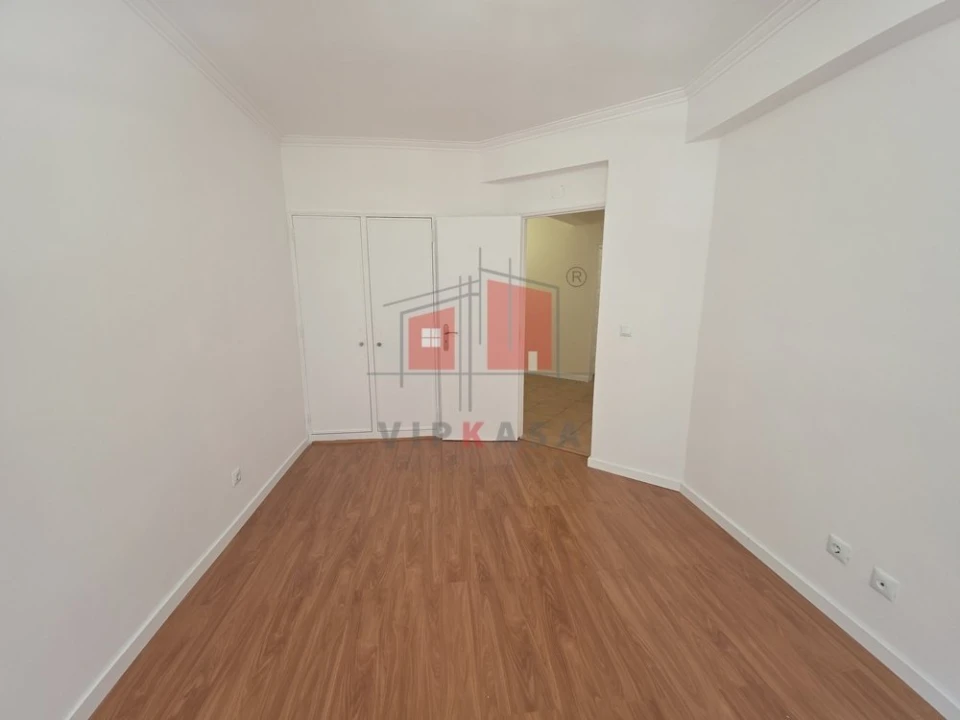 Apartamento T3 para Venda em Algueirão-Mem Martins Foto 9