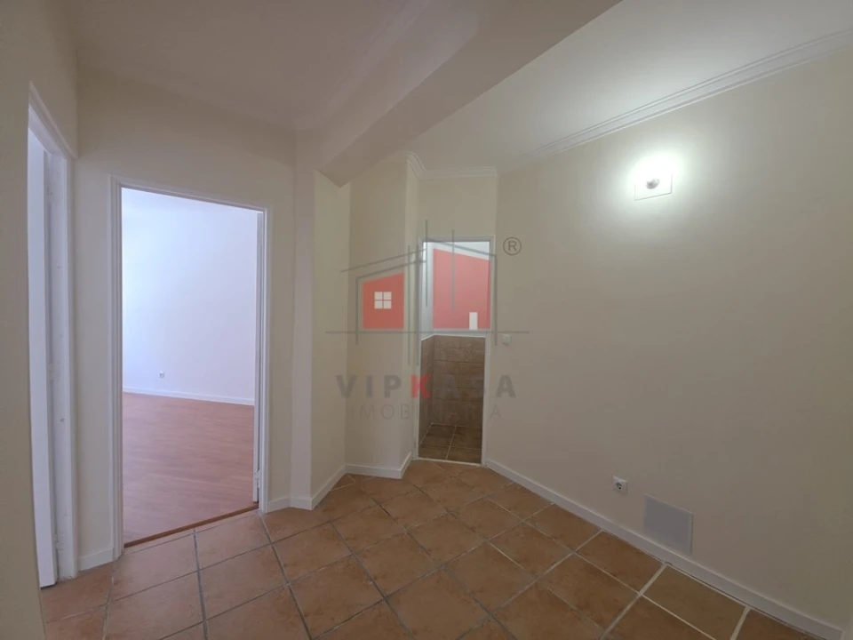 Apartamento T3 para Venda em Algueirão-Mem Martins Foto 7