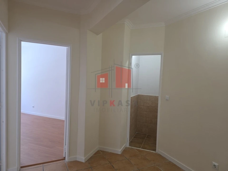 Apartamento T3 para Venda em Algueirão-Mem Martins Foto 6