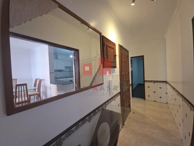 Apartamento T2 para Venda em Algueirão-Mem Martins Foto 2