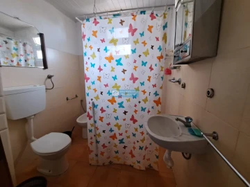 Moradia T6 para Venda em Santa Cruz