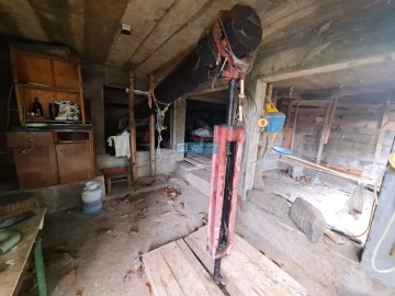 Moradia T6 para Venda em Santa Cruz