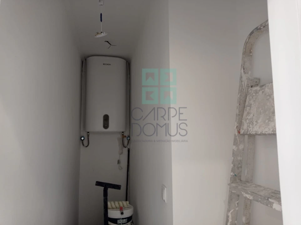 Apartamento T2 para Venda em Venteira Foto 9