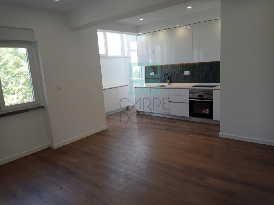 Apartamento T2 para Venda em Venteira Foto 1