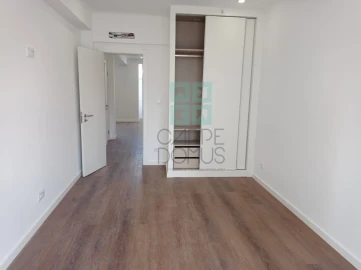 Apartamento T2 para Venda em Venteira