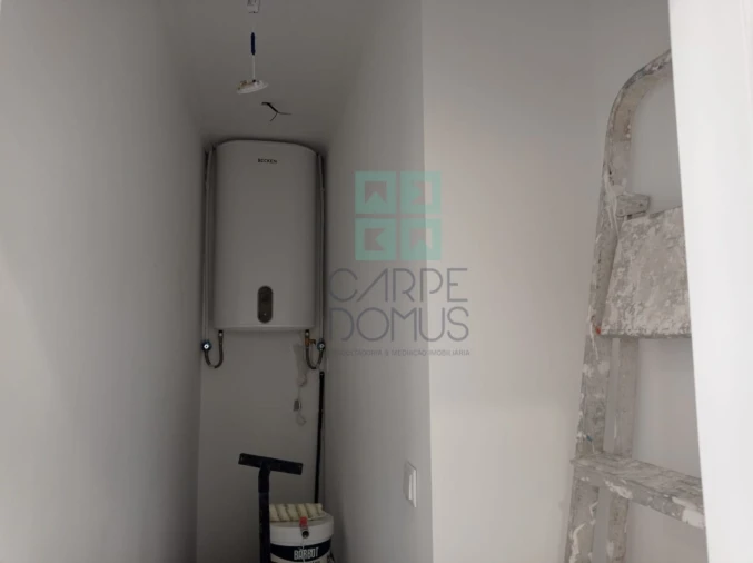 Apartamento T2 para Venda em Venteira Foto 9