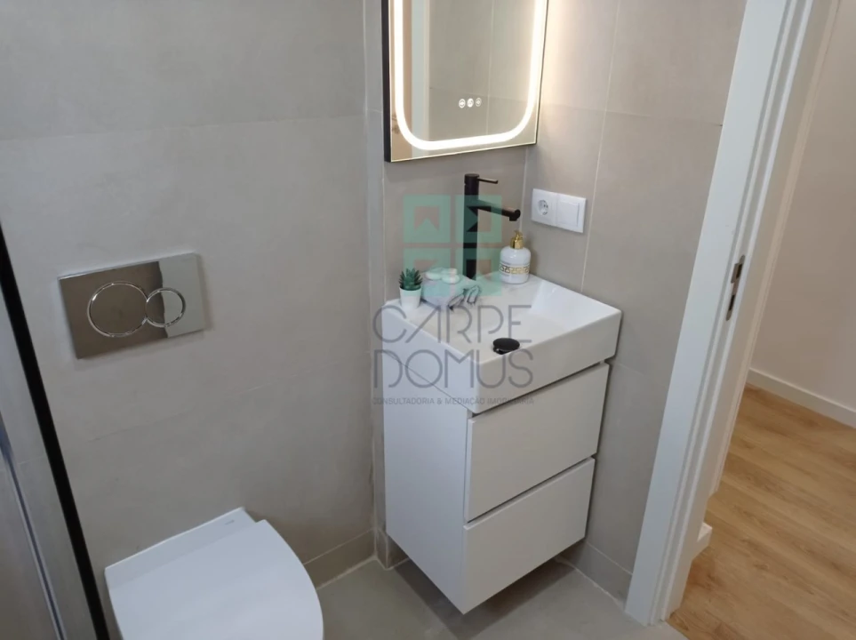 Apartamento T3 para Venda em Benfica Foto 6