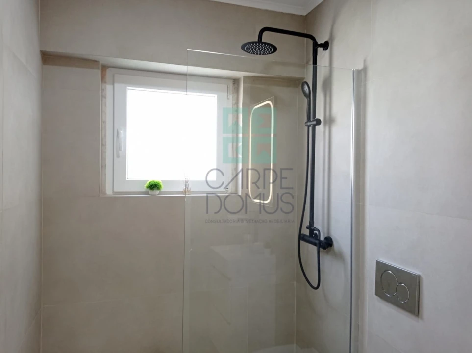 Apartamento T3 para Venda em Benfica Foto 7