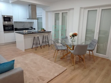 Apartamento T3 para Venda em Benfica