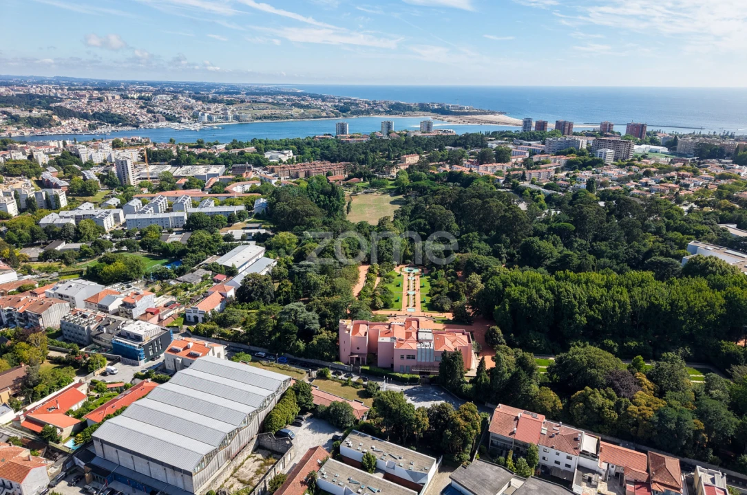 Apartamento T2 para Venda em Ramalde Foto 36