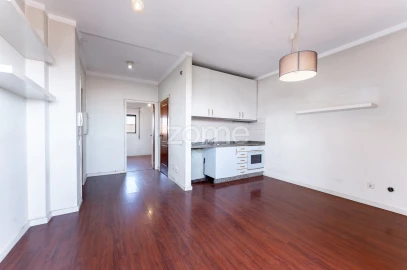 Apartamento T2 para Venda em Ramalde