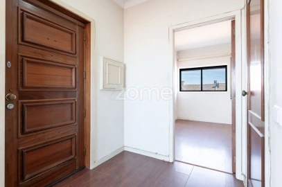 Apartamento T2 para Venda em Ramalde