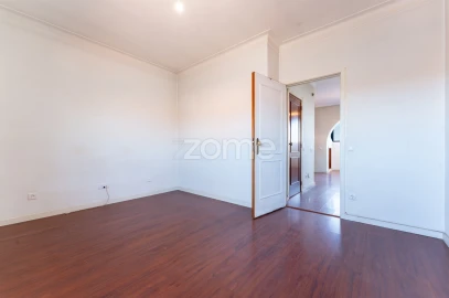 Apartamento T2 para Venda em Ramalde