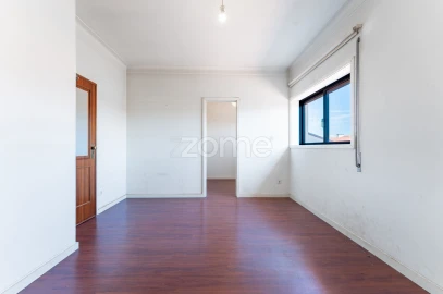 Apartamento T2 para Venda em Ramalde