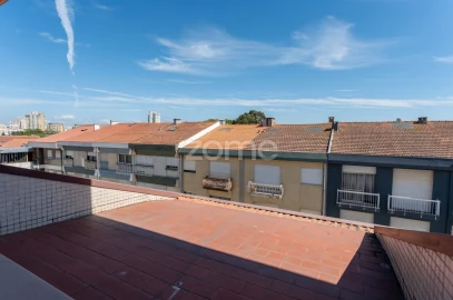Apartamento T2 para Venda em Ramalde