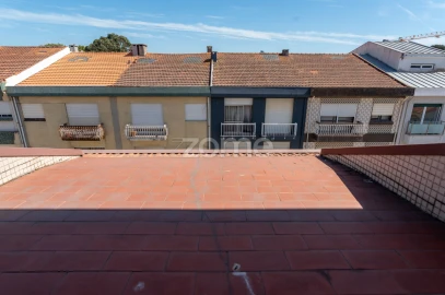 Apartamento T2 para Venda em Ramalde