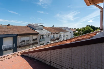Apartamento T2 para Venda em Ramalde