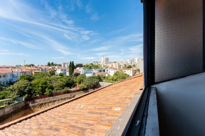 Apartamento T2 para Venda em Ramalde