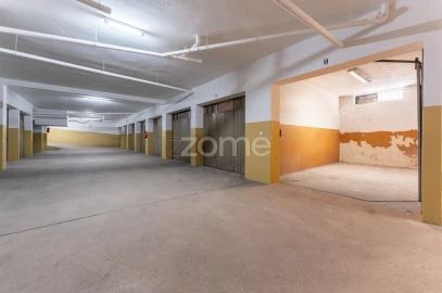 Apartamento T2 para Venda em Ramalde