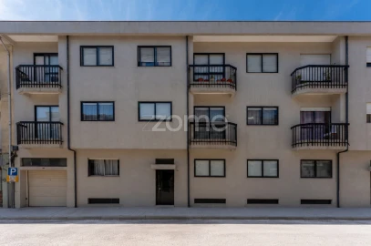 Apartamento T2 para Venda em Ramalde