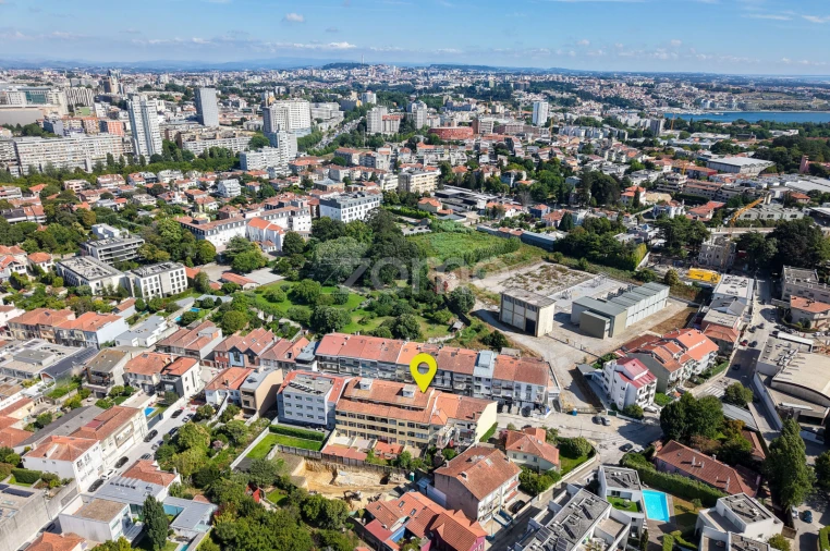 Apartamento T2 para Venda em Ramalde Foto 30