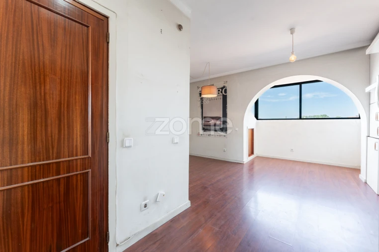 Apartamento T2 para Venda em Ramalde Foto 4