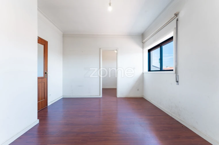 Apartamento T2 para Venda em Ramalde Foto 28
