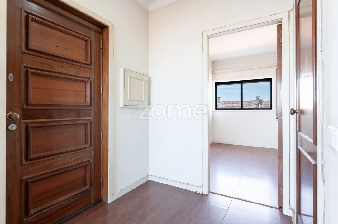 Apartamento T2 para Venda em Ramalde Foto 3